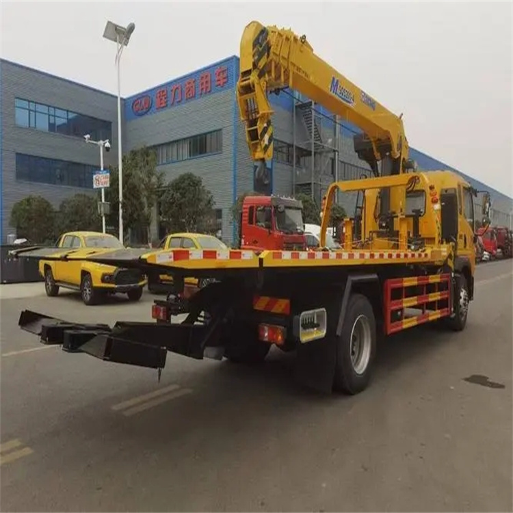 中原附近小随车吊出租电话，轻松解决搬运烦恼